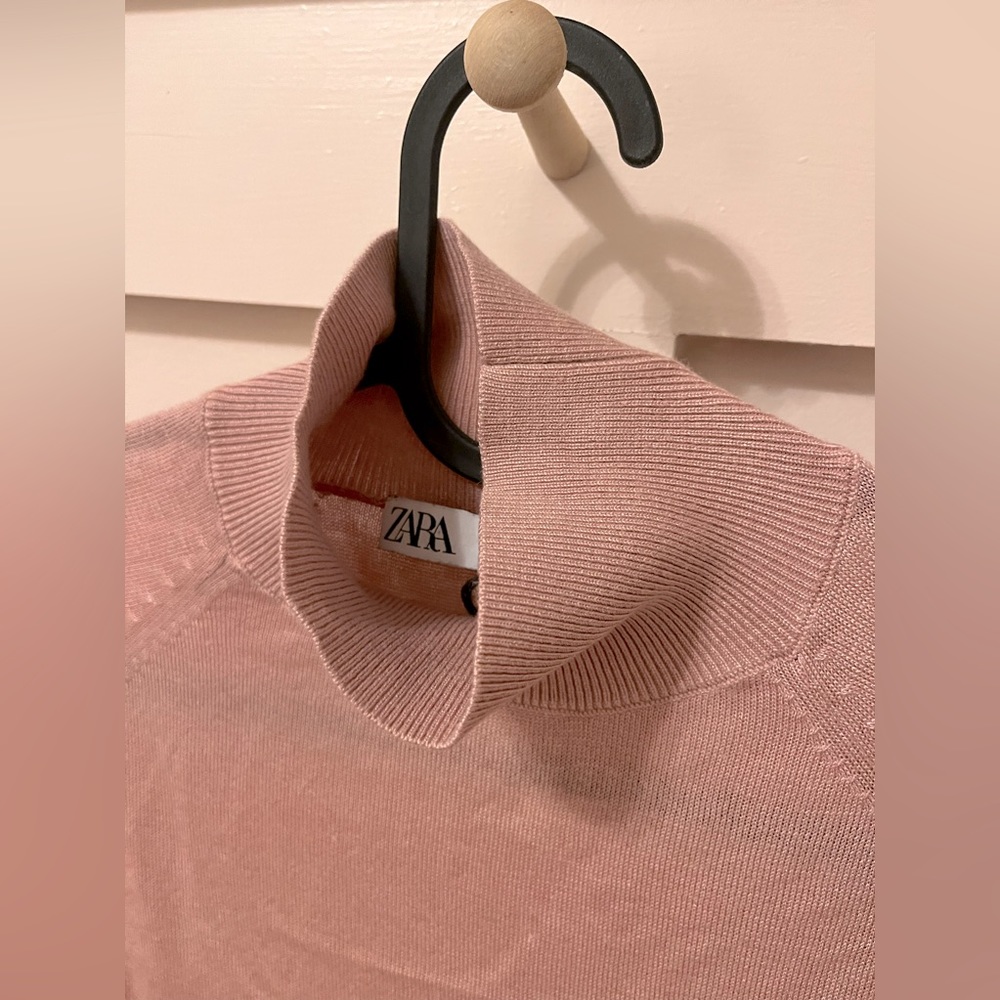Women Zara Dusk Pink Mock turtleneck size L